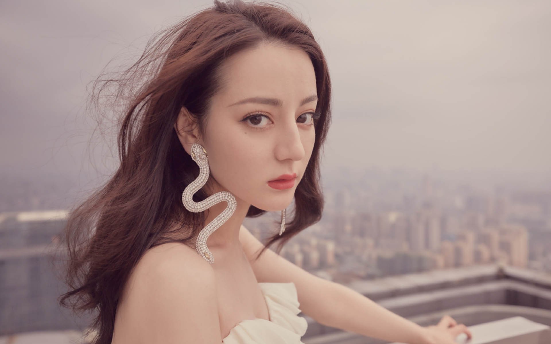 爱游戏体育官方入口-自由泳滑行、拉水、出水三阶段节奏细解，自由泳 拉水  第2张